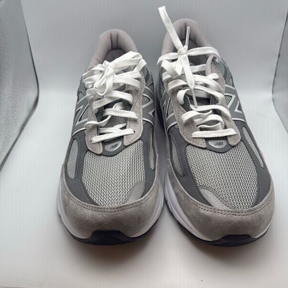 New Balance Men's FuelCell 990 V6 Sneaker SIZE 12 GREY NEW - Picture 2 of 8